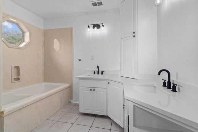 627 W 2nd Street, Tyler, TX 75701