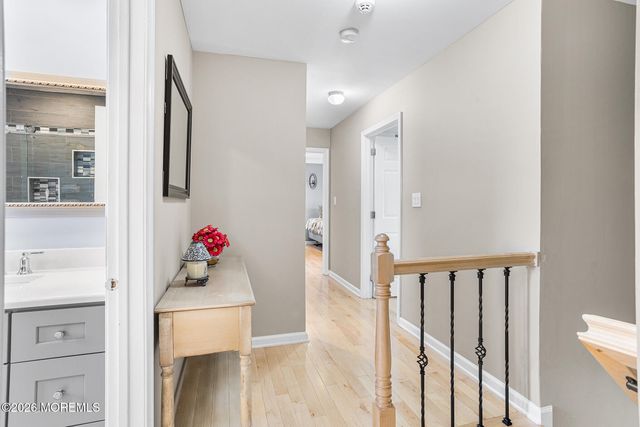 1 Treeview Lane, Cliffwood, NJ 07721