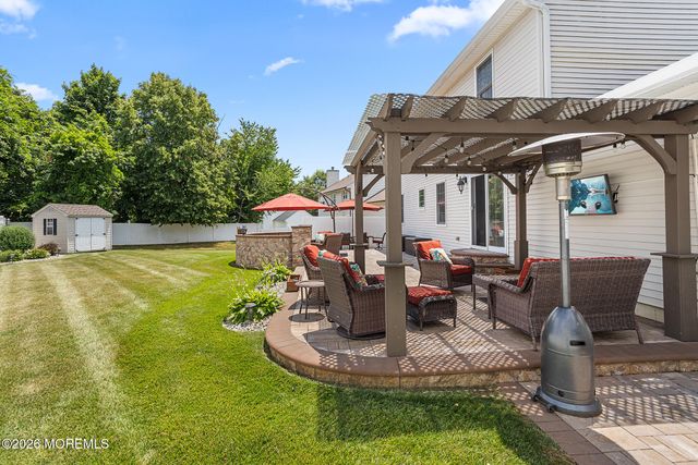 1 Treeview Lane, Cliffwood, NJ 07721
