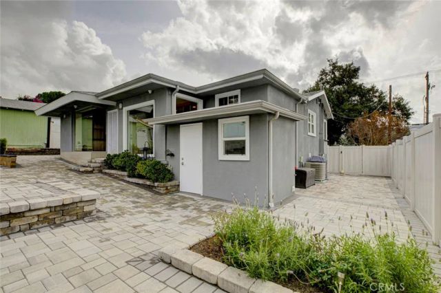 6911 Valmont Street, Tujunga, CA 91042