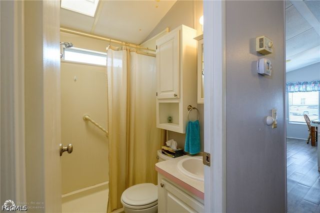 11089 Sunglow LN, Fort Myers, FL 33908