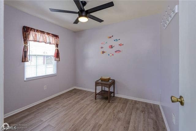 11089 Sunglow LN, Fort Myers, FL 33908