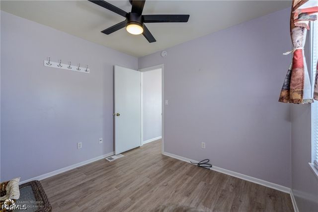 11089 Sunglow LN, Fort Myers, FL 33908