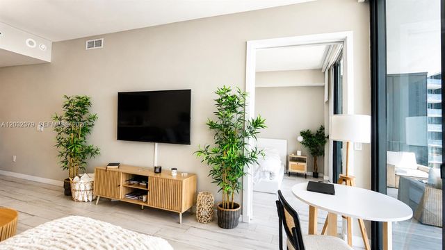 480 NE 31st Street 3705, Miami, FL 33137