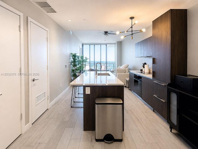 480 NE 31st Street 3705, Miami, FL 33137