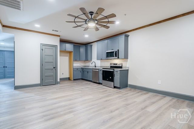 34 Depot St 22, Hartwell, GA 30643