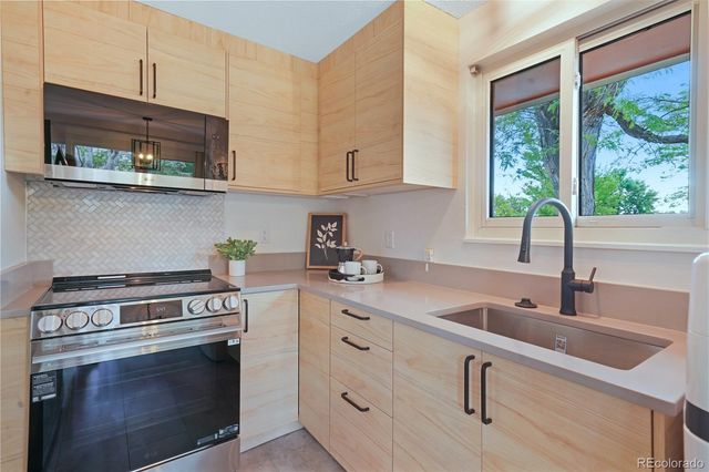 3290 Darley Avenue, Boulder, CO 80305