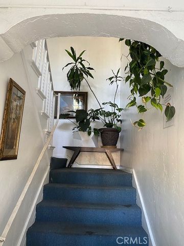 744 Walnut, Long Beach, CA 90813