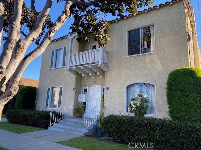 744 Walnut, Long Beach, CA 90813