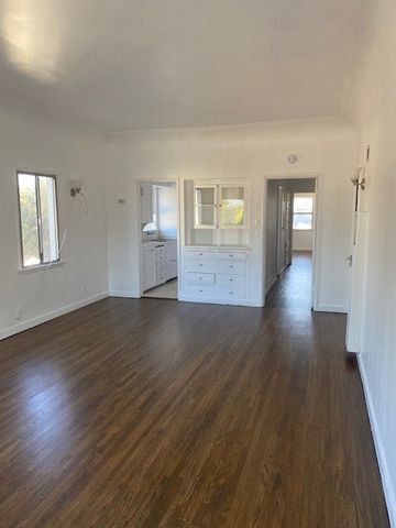 744 Walnut, Long Beach, CA 90813