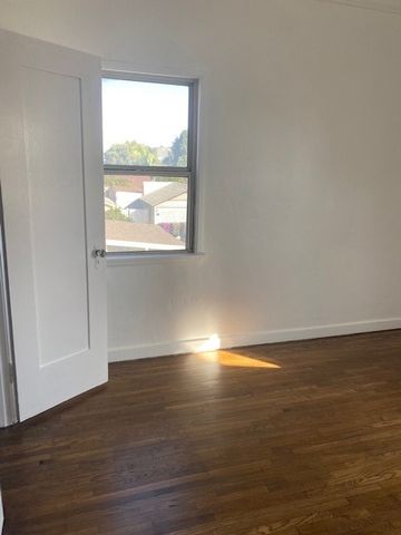 744 Walnut, Long Beach, CA 90813