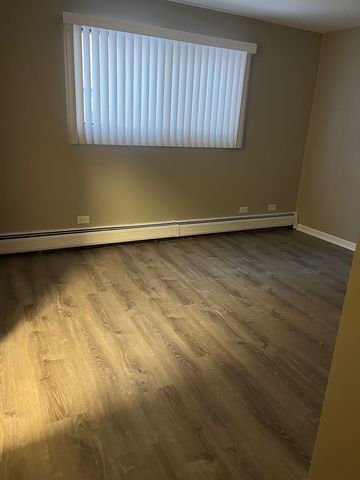 6131 S Marshall Avenue 1E, Chicago Ridge, IL 60415