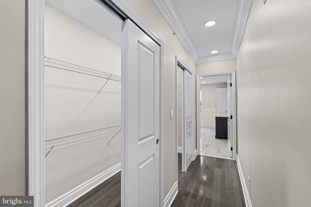 933 S 3RD ST, Philadelphia, PA 19147