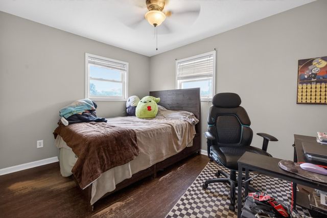 15798 SW Prairie Creek Rd, Rose Hill, KS 67133