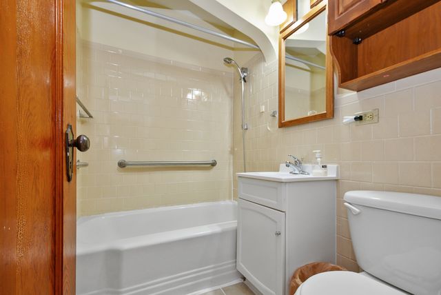 10455 S Spaulding Avenue, Chicago, IL 60655