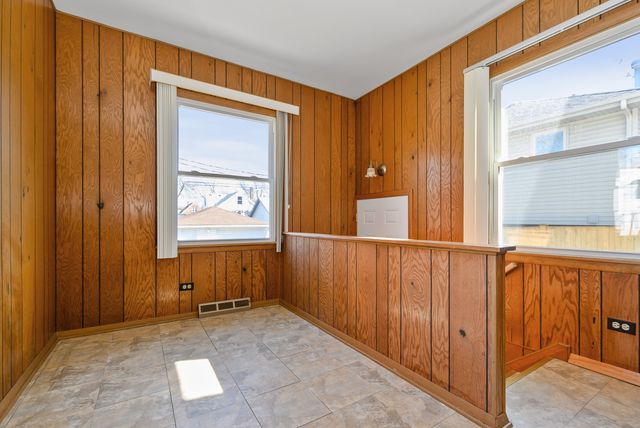 10455 S Spaulding Avenue, Chicago, IL 60655