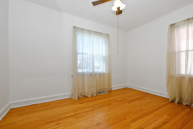 10455 S Spaulding Avenue, Chicago, IL 60655