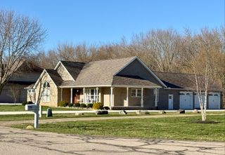 13861 Crescent Cove Avenue NE, Thornville, OH 43076