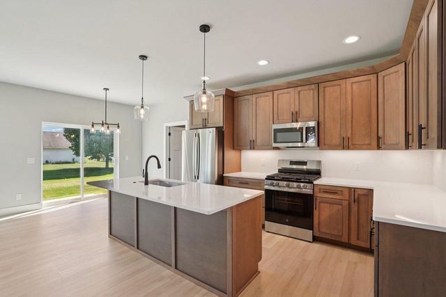 216 Cardinal Lane, Sauk City, WI 53583