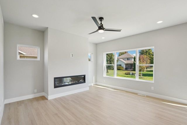 216 Cardinal Lane, Sauk City, WI 53583