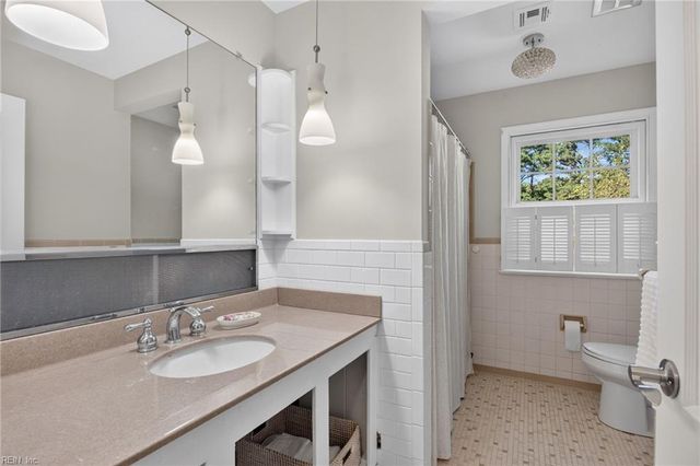1805 Fleet TER, Virginia Beach, VA 23454