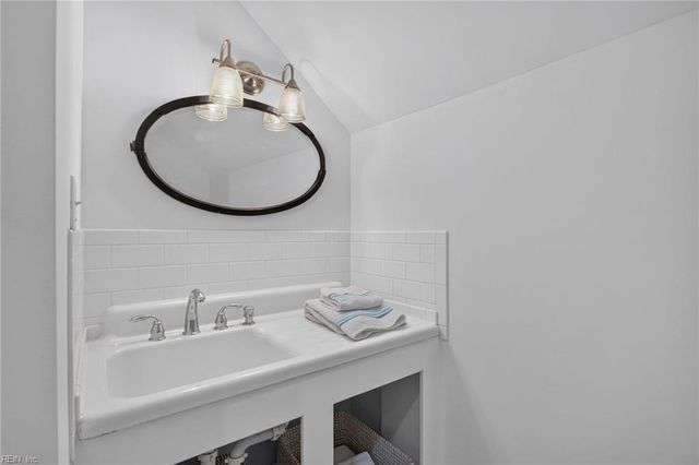 1805 Fleet TER, Virginia Beach, VA 23454