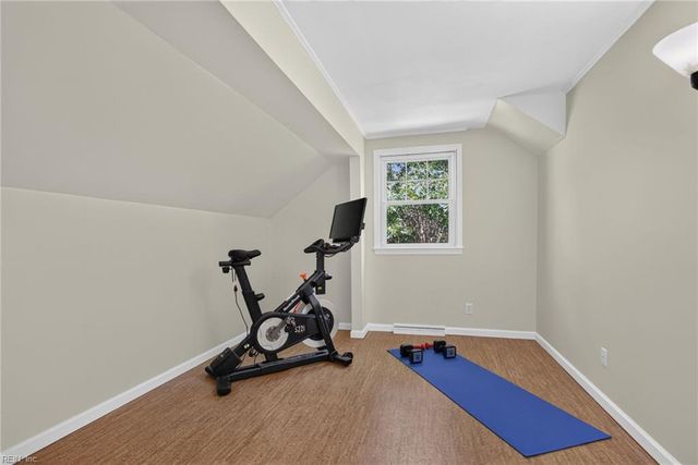 1805 Fleet TER, Virginia Beach, VA 23454