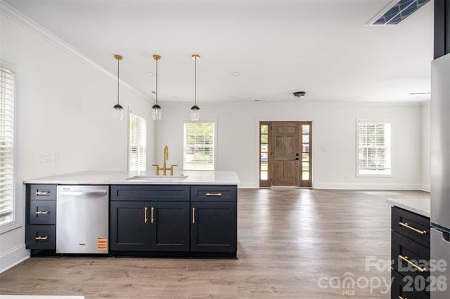 816 Walnut Avenue, Charlotte, NC 28208