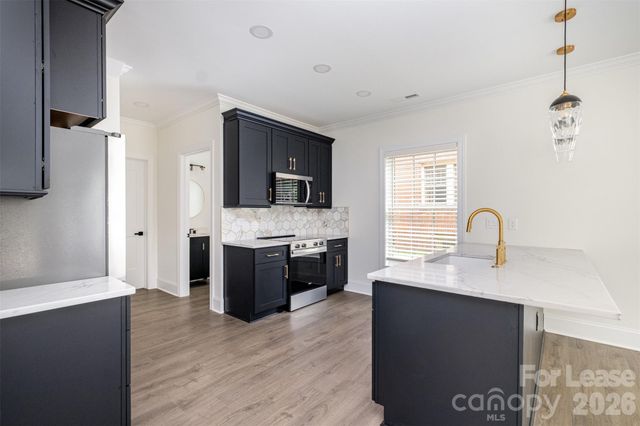 816 Walnut Avenue, Charlotte, NC 28208