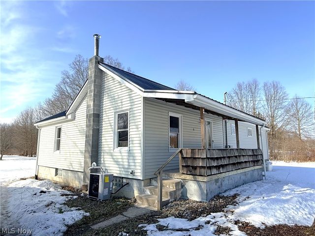 6309 Downs, Champion, OH 44481