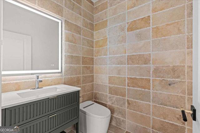 752 Crystal Bay Road, Villa Rica, GA 30180