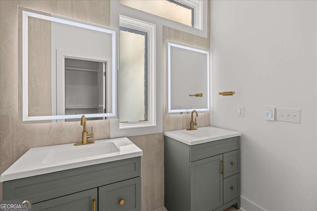 752 Crystal Bay Road, Villa Rica, GA 30180