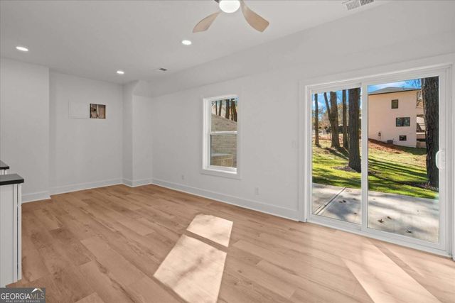 752 Crystal Bay Road, Villa Rica, GA 30180