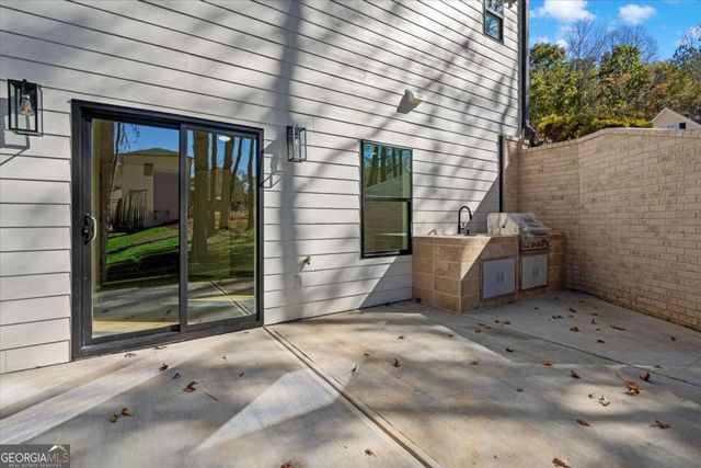 752 Crystal Bay Road, Villa Rica, GA 30180