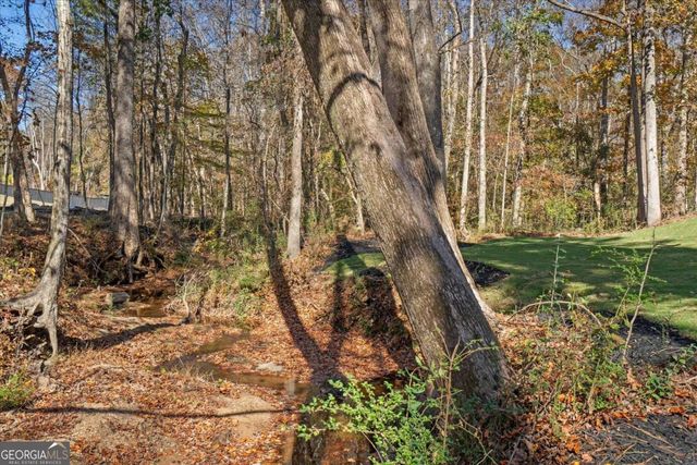 752 Crystal Bay Road, Villa Rica, GA 30180