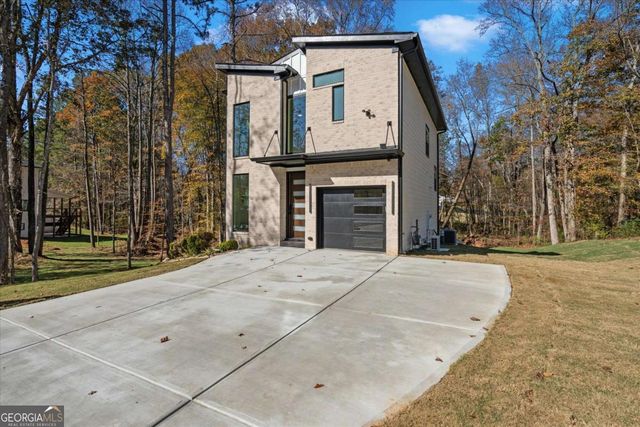 752 Crystal Bay Road, Villa Rica, GA 30180