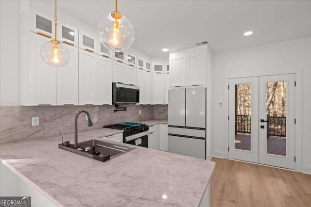 752 Crystal Bay Road, Villa Rica, GA 30180