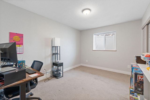 541 SW 3rd Street, Madras, OR 97741