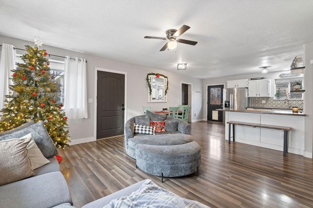 541 SW 3rd Street, Madras, OR 97741