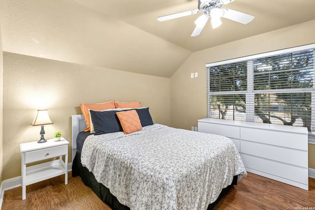 8013 DEVONSHIRE DR, Spring Branch, TX 78070