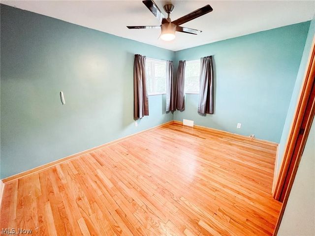 7300 Maplewood Road, Parma, OH 44130