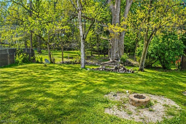 7300 Maplewood Road, Parma, OH 44130
