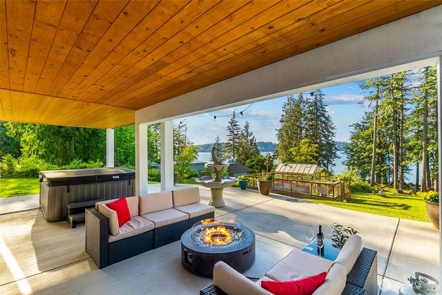 5214 78th Avenue NW, Olympia, WA 98502