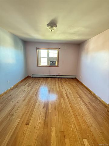 13425 59th Avenue 3 fl, Flushing, NY 11355