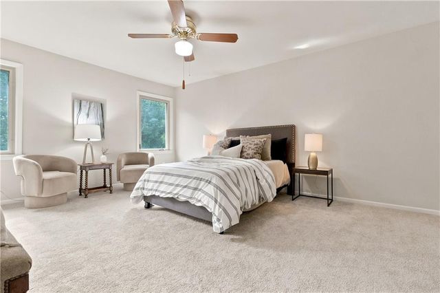 7905 Mullen Road, Lenexa, KS 66215