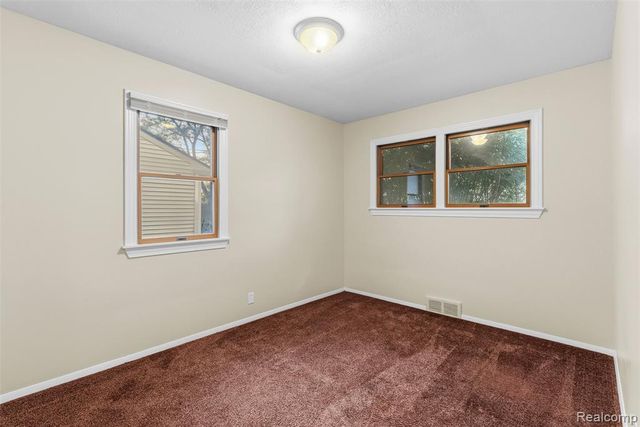 1101 Mohawk Avenue, Flint, MI 48507