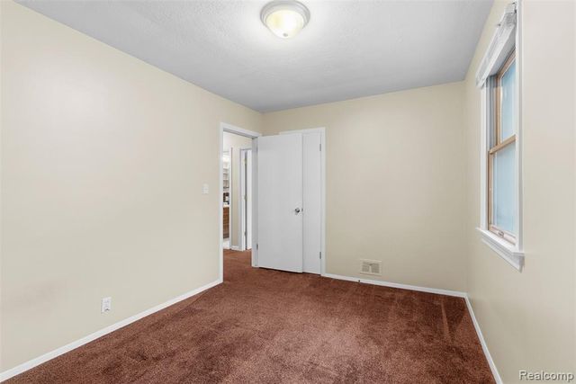 1101 Mohawk Avenue, Flint, MI 48507