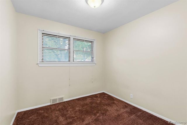 1101 Mohawk Avenue, Flint, MI 48507