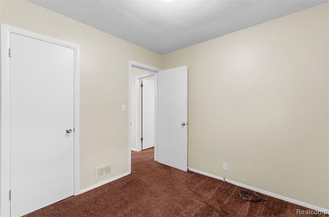 1101 Mohawk Avenue, Flint, MI 48507