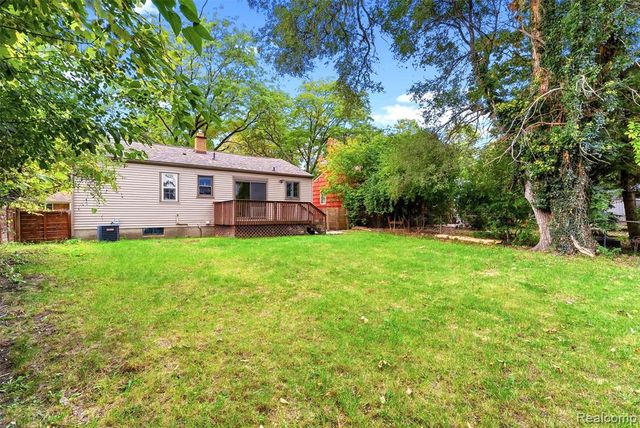 1101 Mohawk Avenue, Flint, MI 48507